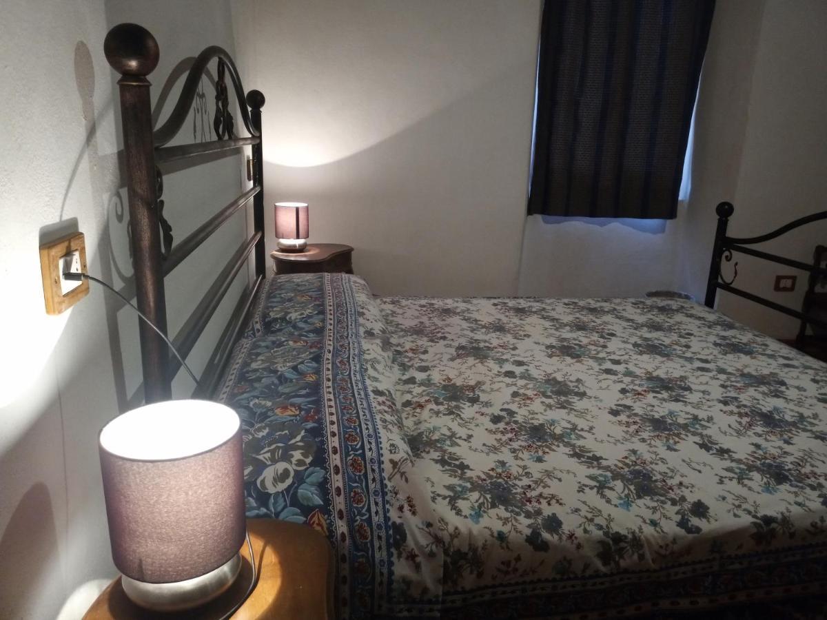 B&B Stefano Neirone Buitenkant foto
