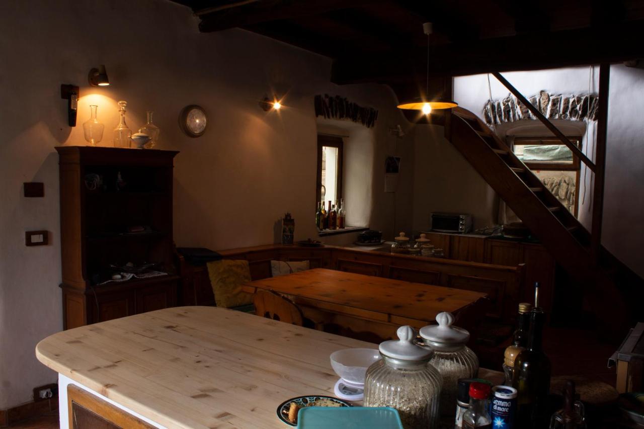 B&B Stefano Neirone Buitenkant foto
